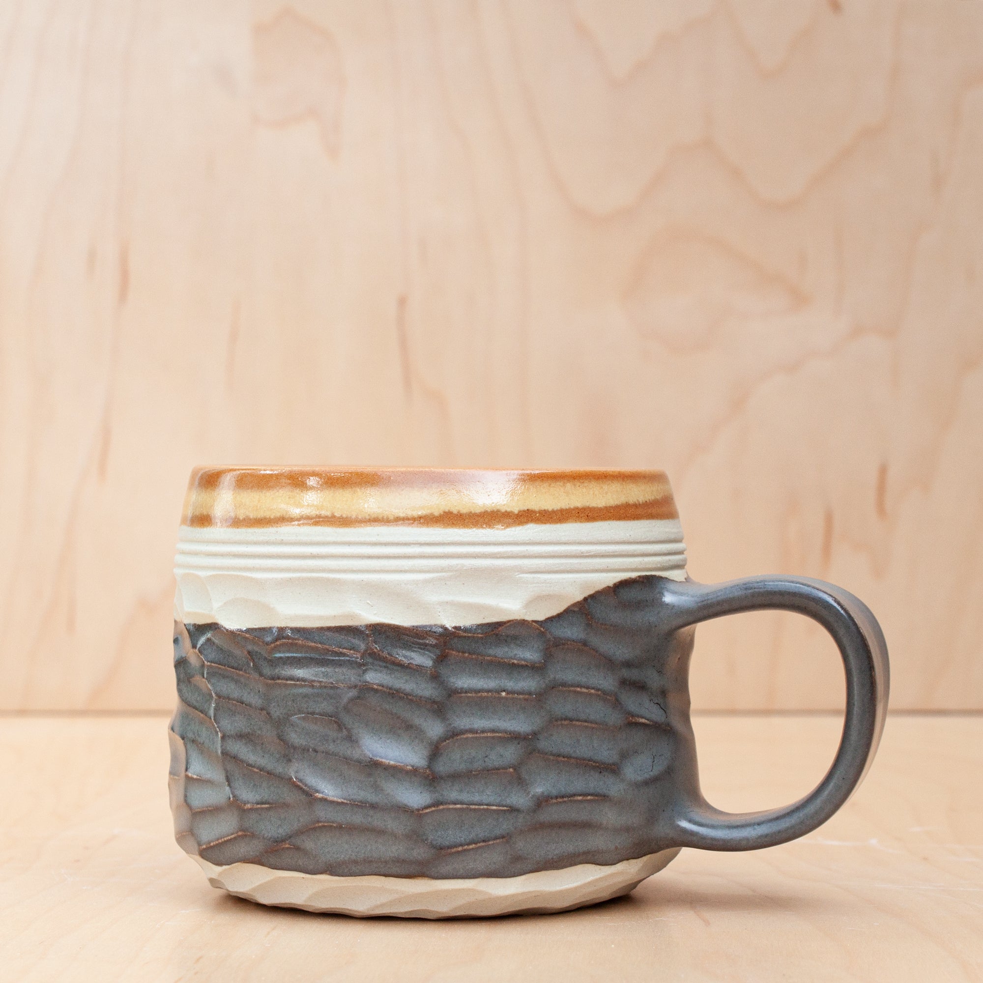 Horizon Mug in Shino